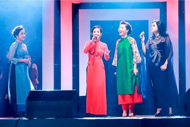 Hoàng Thùy Linh, Đông Nhi được ChatGPT phong là DIVA-1