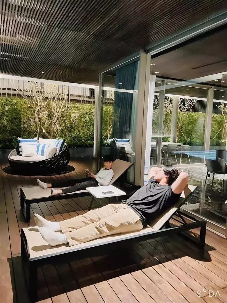 Chồng cũ Lệ Quyên khoe loạt ảnh biệt thự, nhìn đã mắt-6