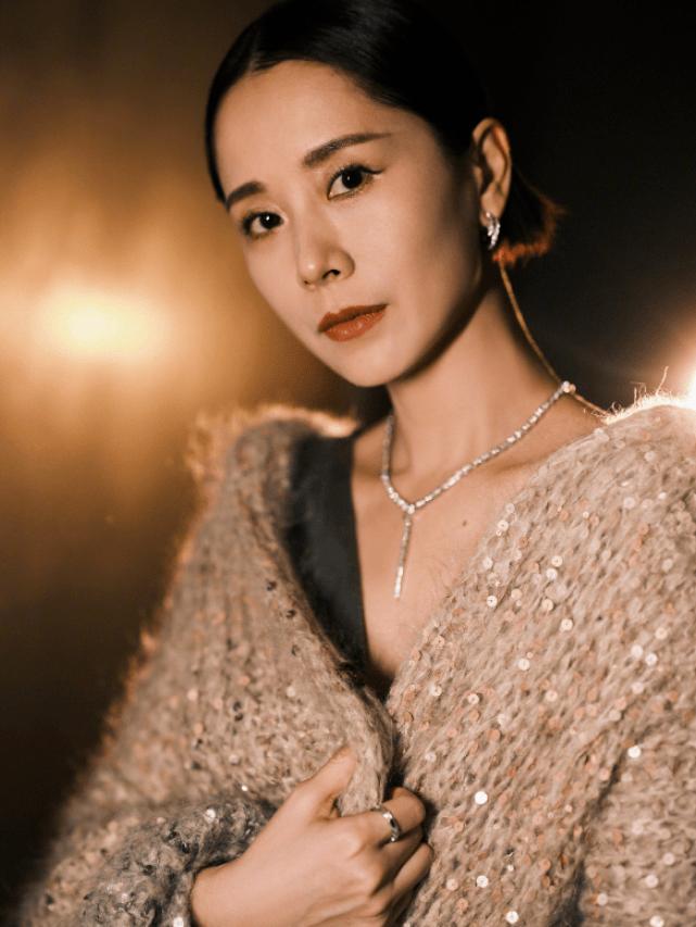 Người vợ quốc dân Hải Thanh chiến đấu với bệnh tật-2