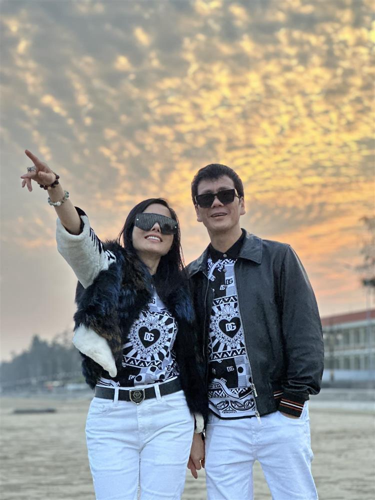 Kiều Thanh khoe loạt ảnh lứa đôi tình bể bình-1