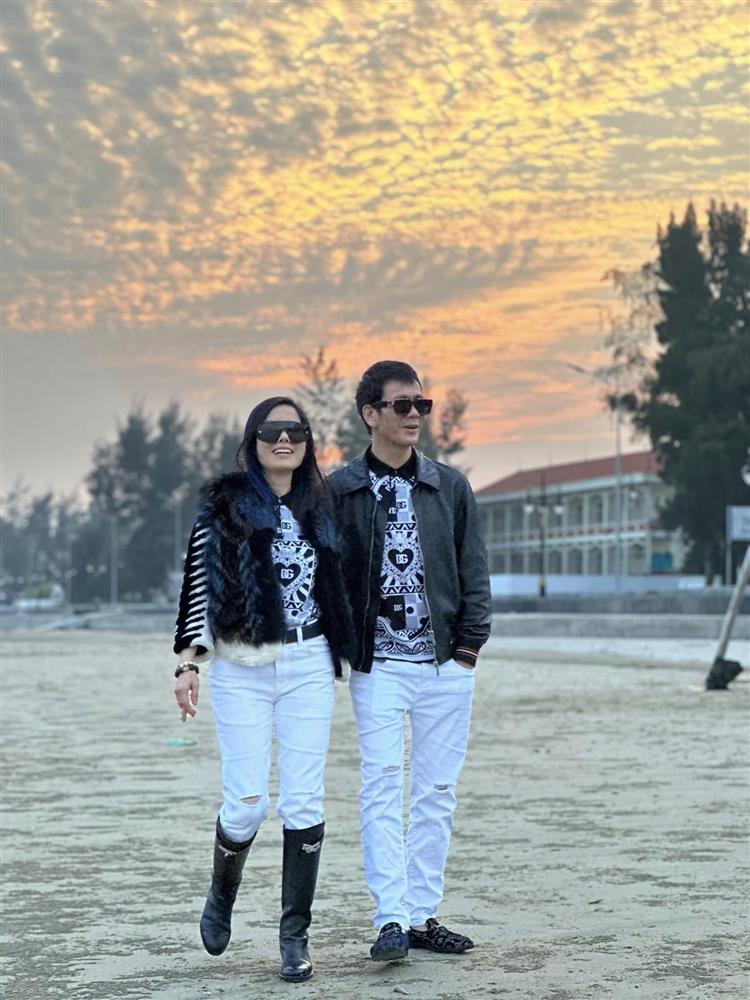 Kiều Thanh khoe loạt ảnh lứa đôi tình bể bình-4