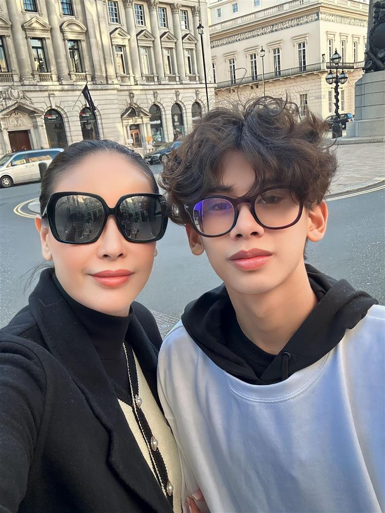 Quý tử 15 tuổi cao vượt Hà Kiều Anh lẫn bố đại gia-4