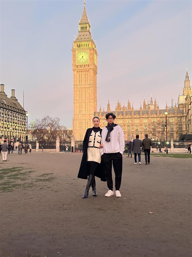 Quý tử 15 tuổi cao vượt Hà Kiều Anh lẫn bố đại gia-3