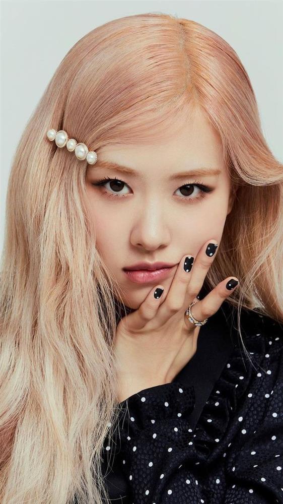 Rosé (BLACKPINK) bị photoshop ảnh nhạy cảm trên phim Trung Quốc-2