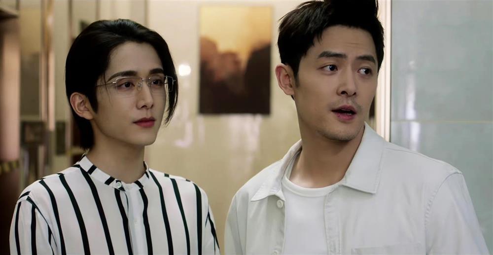 Rosé (BLACKPINK) bị photoshop ảnh nhạy cảm trên phim Trung Quốc-3