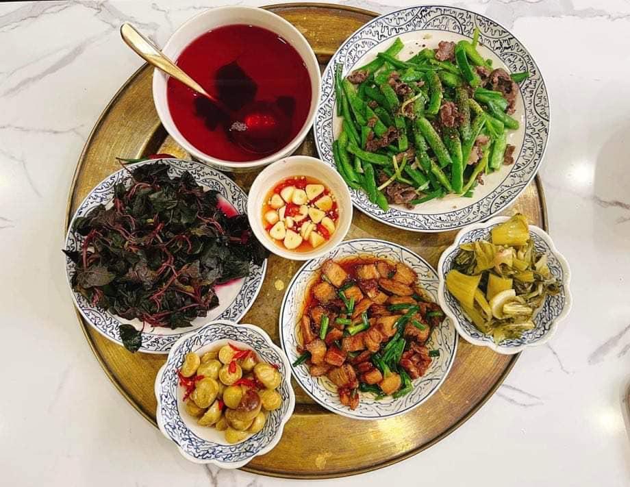 Phương Oanh khoe tài nấu nướng không phải vừa-2