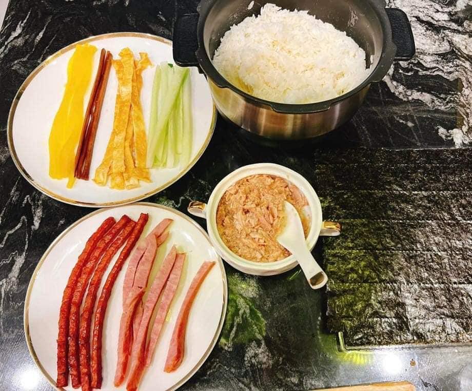 Phương Oanh khoe tài nấu nướng không phải vừa-7