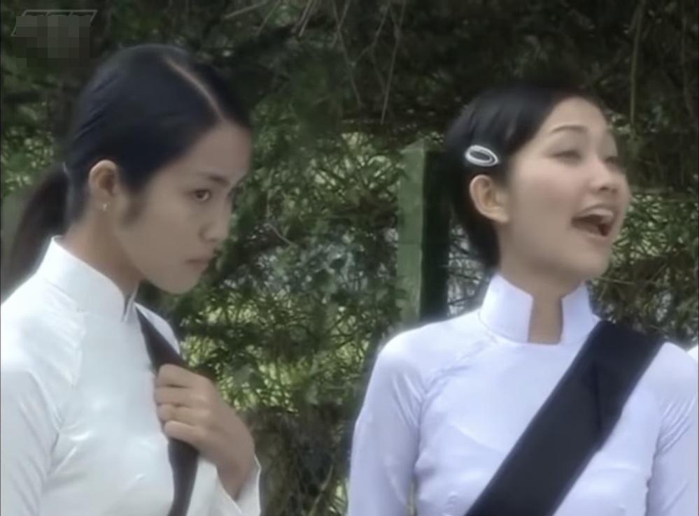 Hà Tăng thấy mắc cười khi nhìn lại mình thời gầy còm, đen nhẻm-4