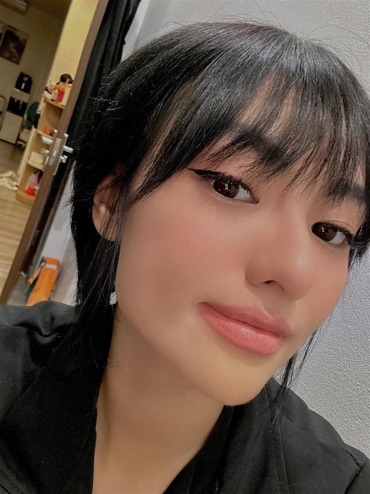 Showbiz Việt ngày 21/2: Tuấn Hưng đáp trả khi bị nói ăn bám vợ-2