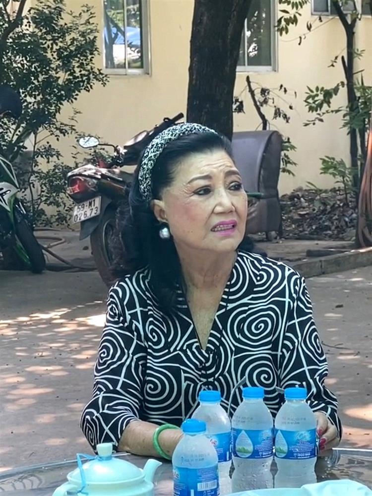 Trịnh Kim Chi, Lý Hùng viếng nghệ sĩ Thiên Kim, khu dưỡng lão còn 7 người-1