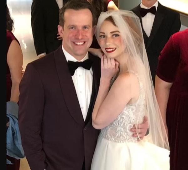 Chuyện tình không giống ai của đôi trẻ ghép tim cùng ngày-1