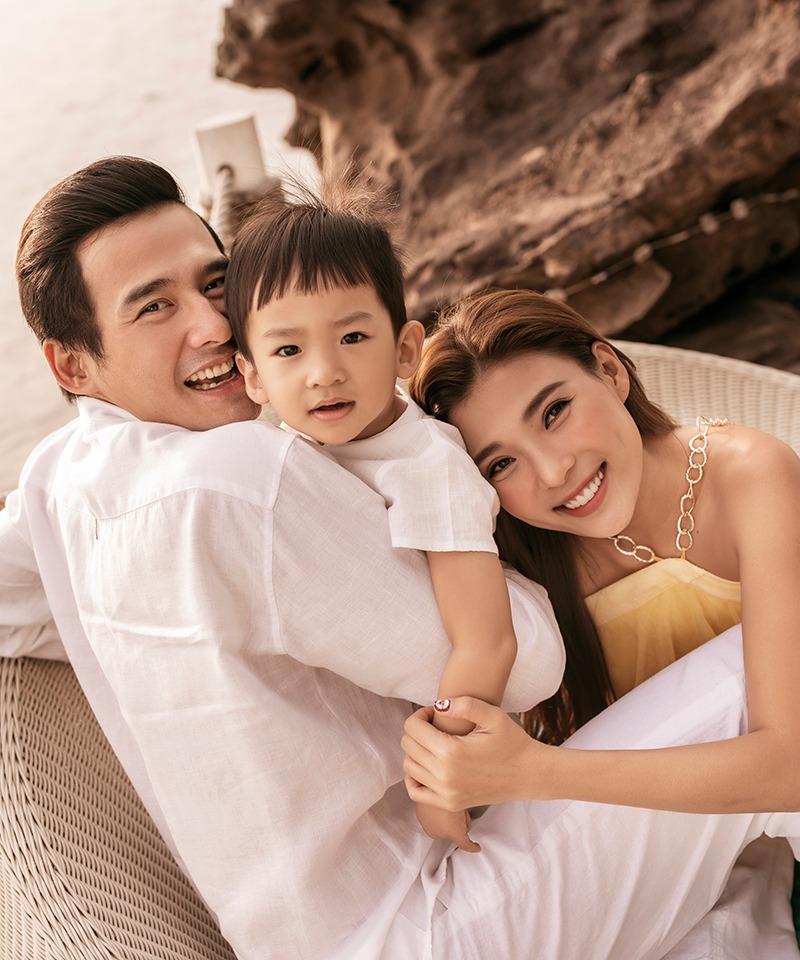 Thúy Diễm lấn cấn việc sinh thêm con, thái độ chồng ra sao?-1