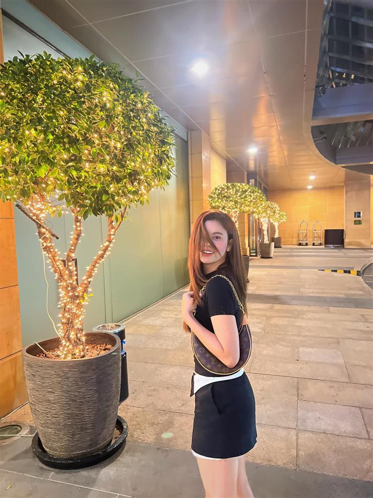 Showbiz Việt ngày 22/2: Trương Ngọc Ánh không muốn làm bản sao-11