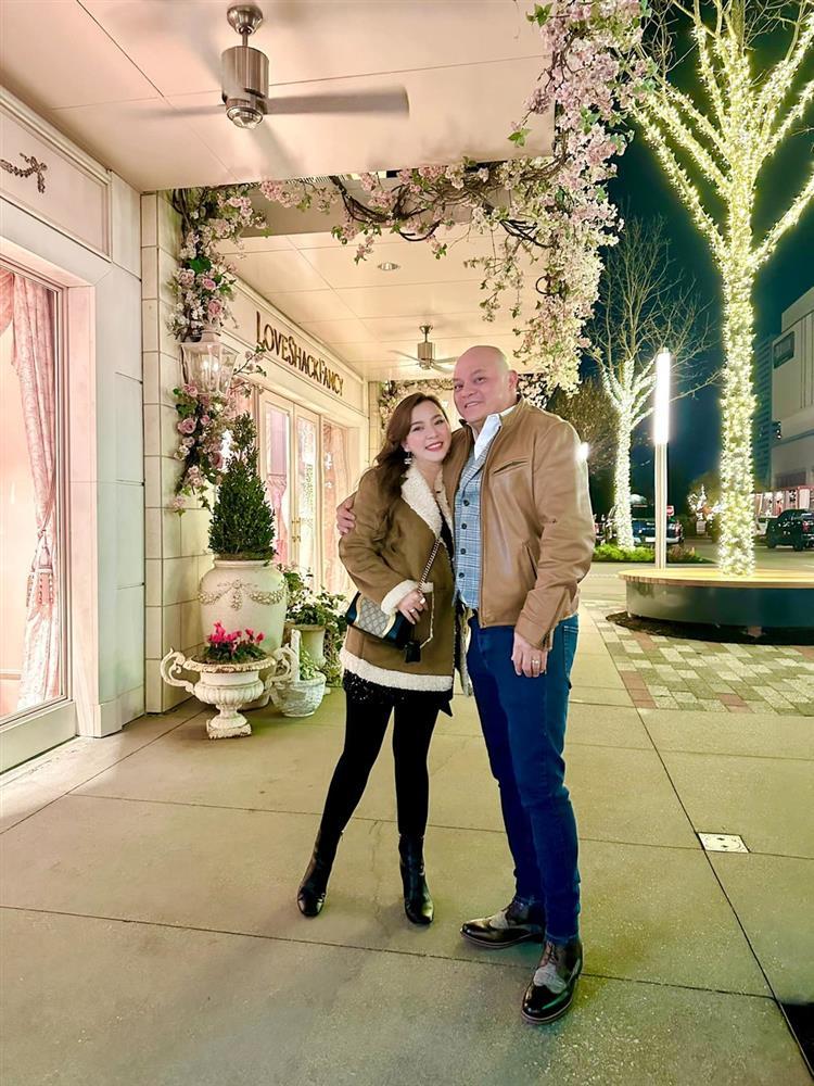 Cuộc sống sung túc bên Mỹ của thành viên Mắt Ngọc lấy chồng Việt kiều-2