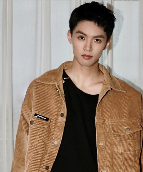 Nam thần Trung Quốc bị phong sát-1