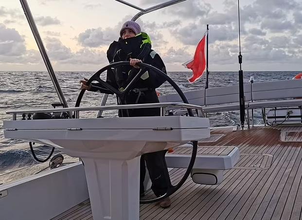 Góc khuất công việc lương cao của đầu bếp trên du thuyền nhà giàu-2