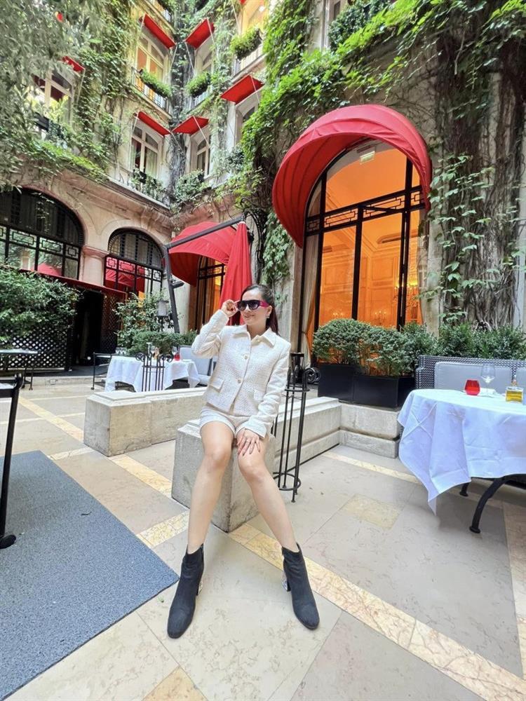 Vợ doanh nhân của Bình Minh lột xác ngoại hình hậu giảm cân-3