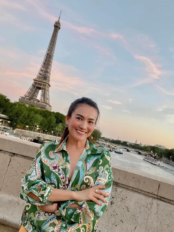 Vợ doanh nhân của Bình Minh lột xác ngoại hình hậu giảm cân-13