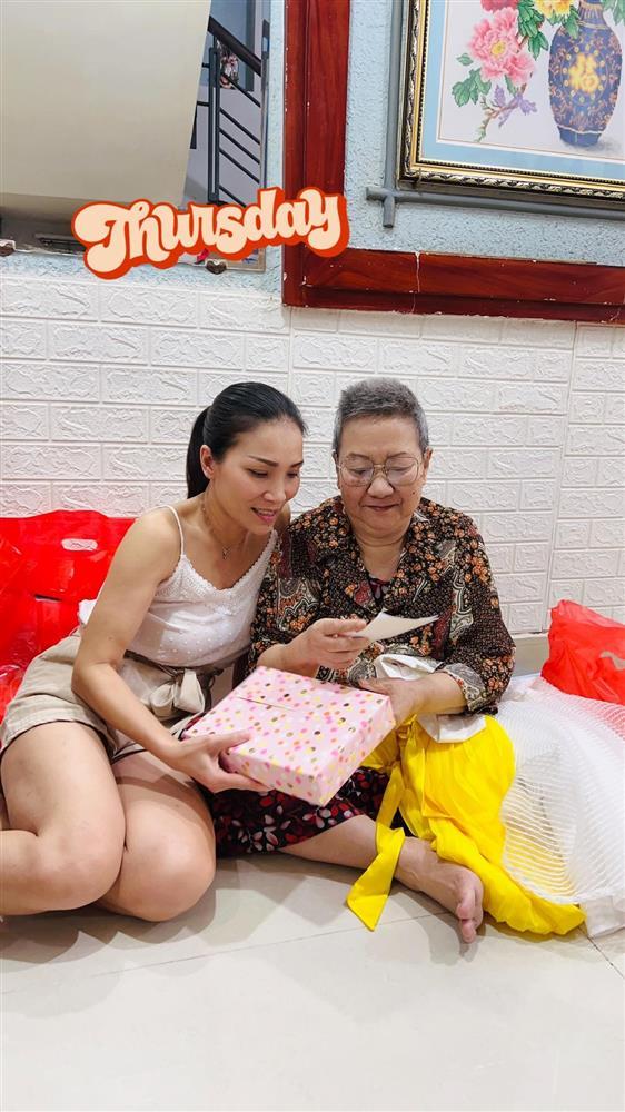 Showbiz Việt ngày 23/2: Bạn gái chê trình chụp ảnh của Huỳnh Anh-5