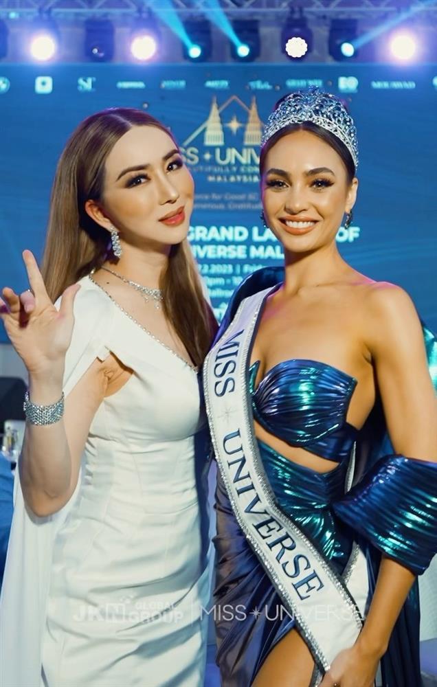 Vừa tới Việt Nam, Miss Universe 2022 bắn ảnh không phải vừa-11