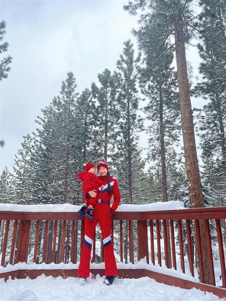 Hoa hậu Phạm Hương gặp sự cố khi trượt tuyết ở Mỹ-5