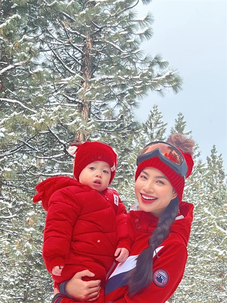 Hoa hậu Phạm Hương gặp sự cố khi trượt tuyết ở Mỹ-4