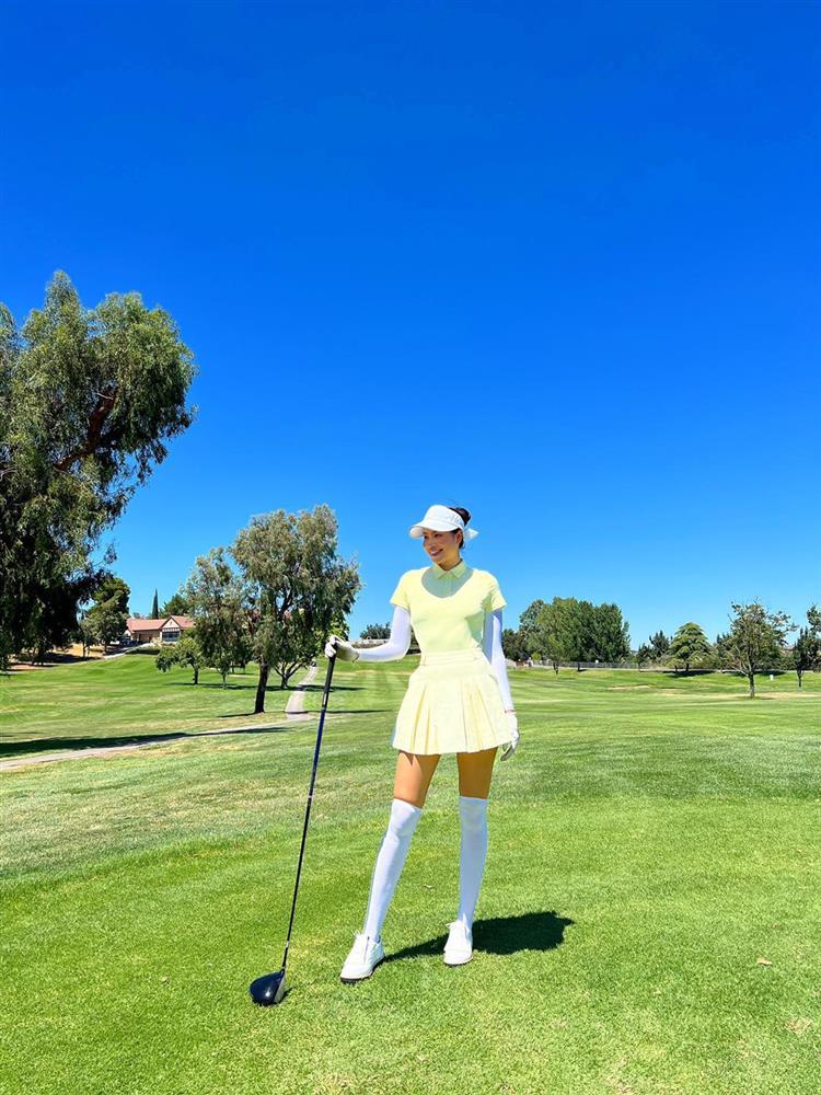 Hoa hậu Phạm Hương gặp sự cố khi trượt tuyết ở Mỹ-13