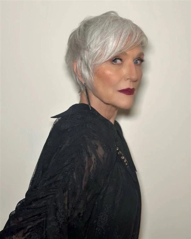 Cách mẹ Elon Musk chinh phục thế giới thời trang ở tuổi 75-5