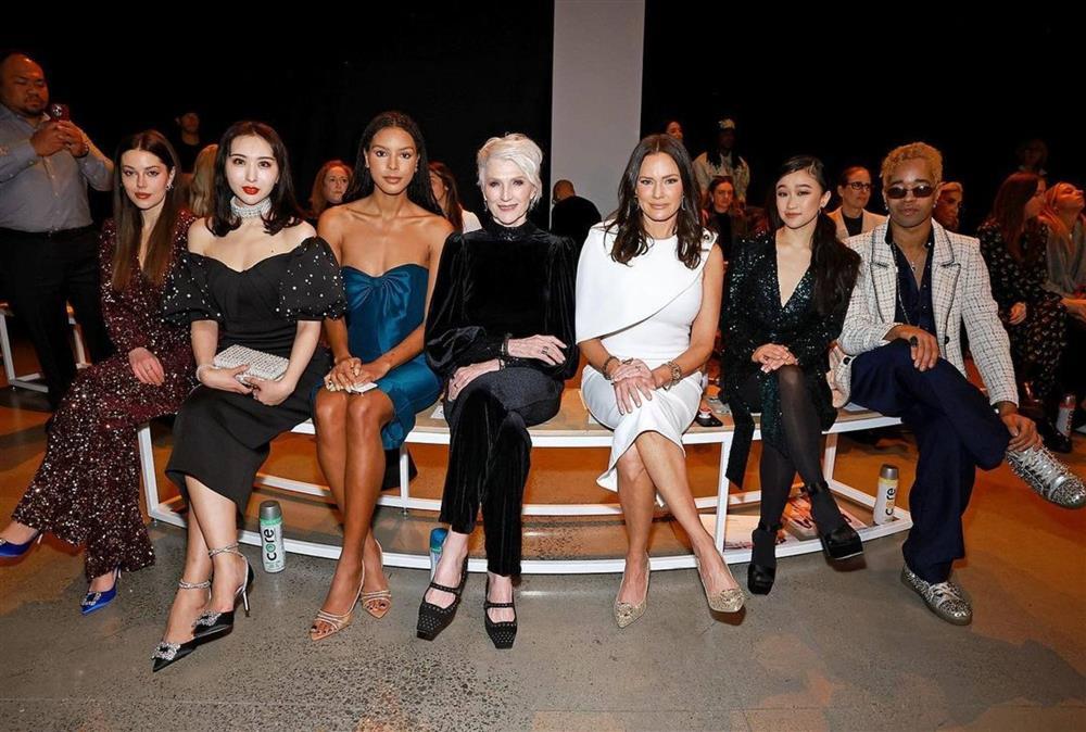 Cách mẹ Elon Musk chinh phục thế giới thời trang ở tuổi 75-7