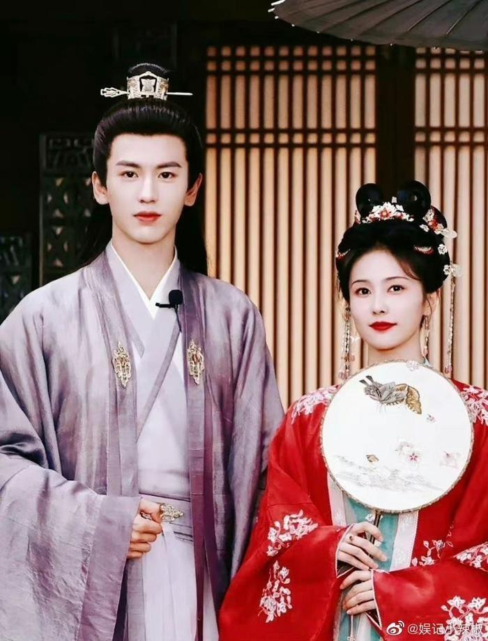 3 nam thần đóng phim đam mỹ dính tin đồn hẹn hò, ngủ với fan-4