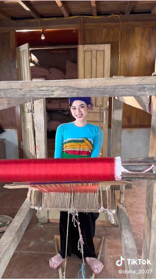 Đỗ Thị Hà nhập gia tùy tục hóa thành dân tộc Thái đẹp mê-6