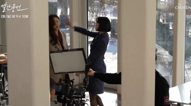 2 màn vạch mặt tiểu tam thỏa mãn nhất trên màn ảnh Hàn-3