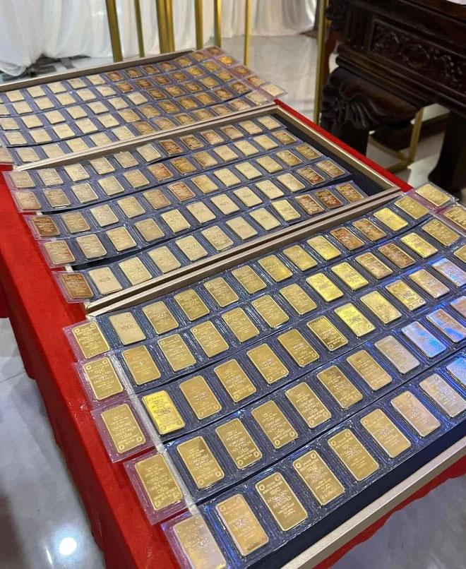 Choáng cô dâu Bình Dương nhận 230 cây vàng, 30 sổ đỏ, 2 căn nhà-3