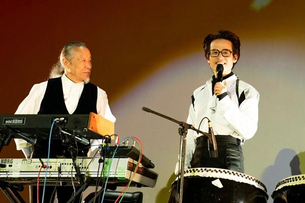 Hà Anh Tuấn và Đen Vâu tiếp sức Như Chưa Hề Có Cuộc Chia Ly-10