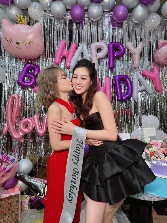 Vợ Mạc Văn Khoa gây tranh cãi vì chơi trội ở sinh nhật Khánh Vân?-1