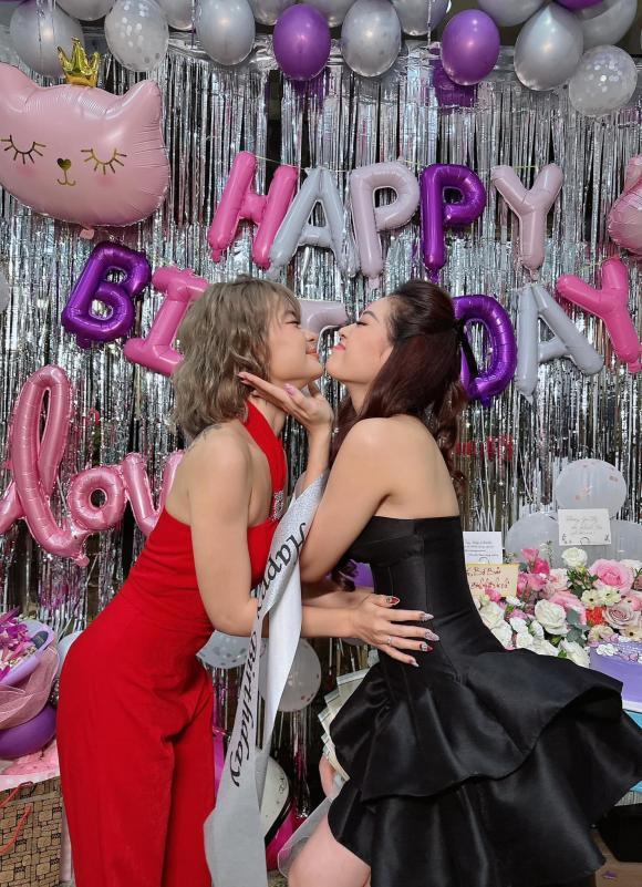 Vợ Mạc Văn Khoa gây tranh cãi vì chơi trội ở sinh nhật Khánh Vân?-4