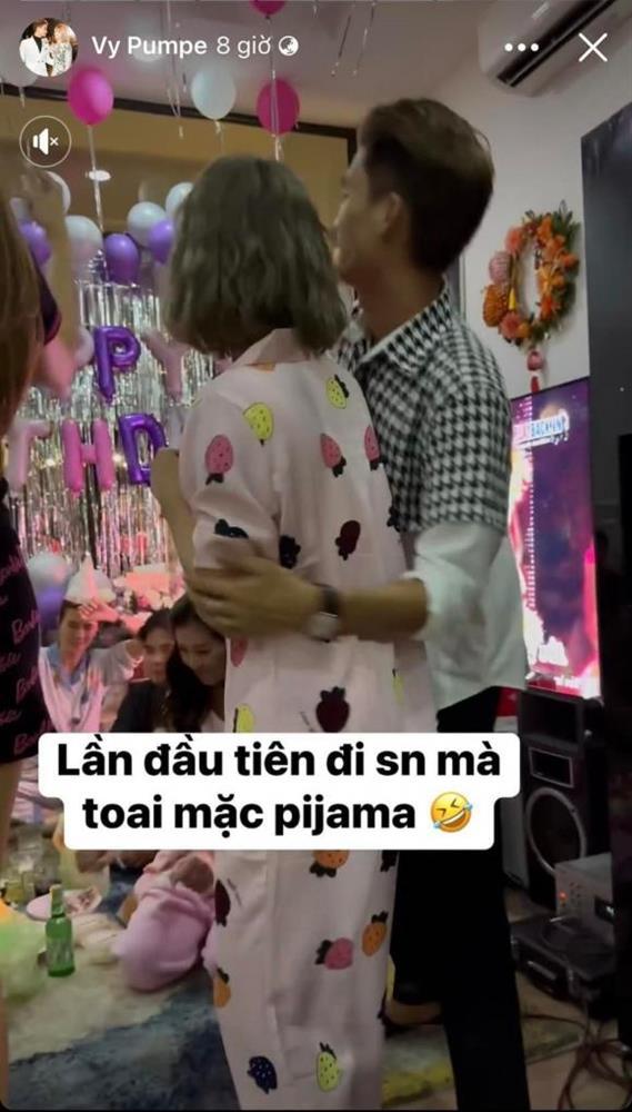 Vợ Mạc Văn Khoa gây tranh cãi vì chơi trội ở sinh nhật Khánh Vân?-5