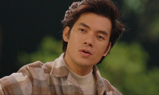 Nhan Phúc Vinh bị chê tạo hình nhàm chán trong Đừng Làm Mẹ Cáu-7