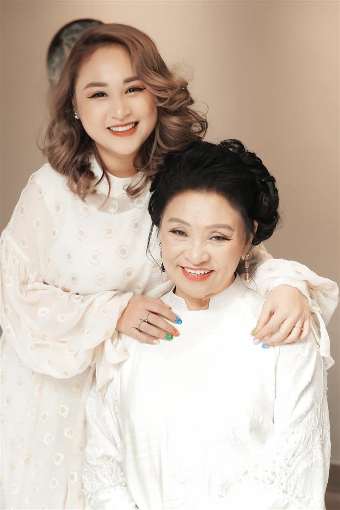 Thanh Lam chụp cùng mẹ và con gái: Visual đẹp đều 3 thế hệ-4