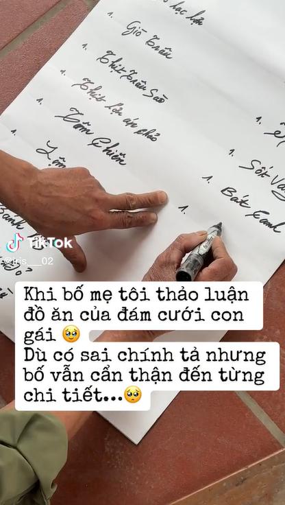 Tự tay viết thực đơn tiệc cưới con gái, bố nắn nót như viết thư pháp-3