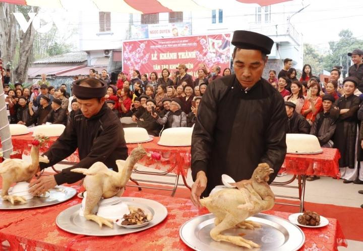 Độc đáo phong tục lễ xôi - gà nhập đình cho đàn ông ở Bắc Ninh-2
