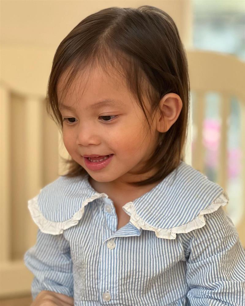 Ái nữ Hồ Ngọc Hà bên ái nữ Đông Nhi, cặp visual cưng xỉu-12