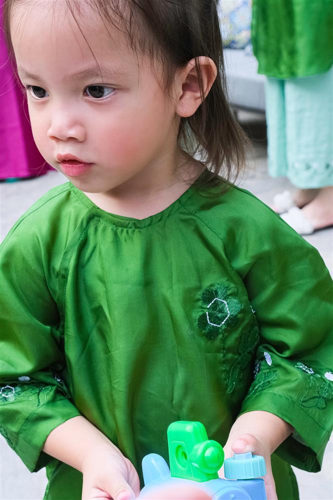 Ái nữ Hồ Ngọc Hà bên ái nữ Đông Nhi, cặp visual cưng xỉu-13