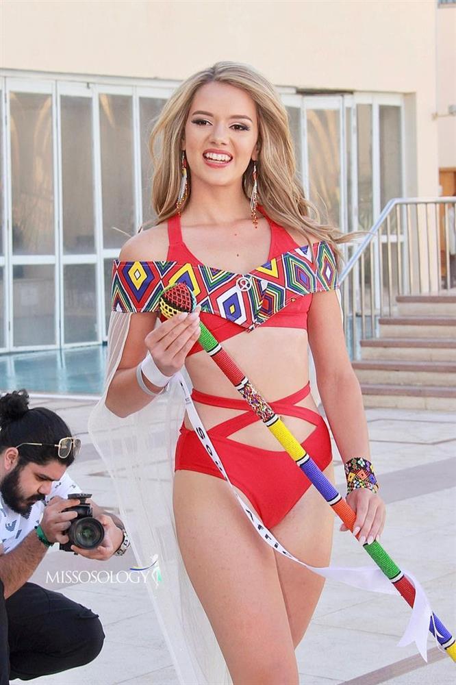 Phần thi bikini Miss Eco International bị chê thảm họa-12