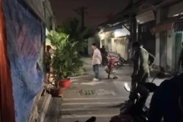 Cô gái tử vong vì bị chặn đường, tạt axit trong đêm-1