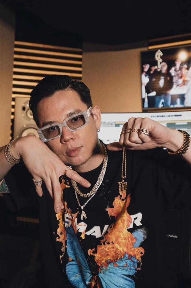 Bị nghi hẹn hò với Andree, Á hậu Việt Kiều lên tiếng phủ nhận-1