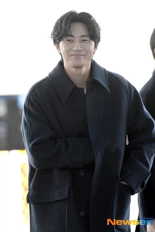 Công ty quản lý đính chính tin đồn Park Seo Joon xin tiền fan-3