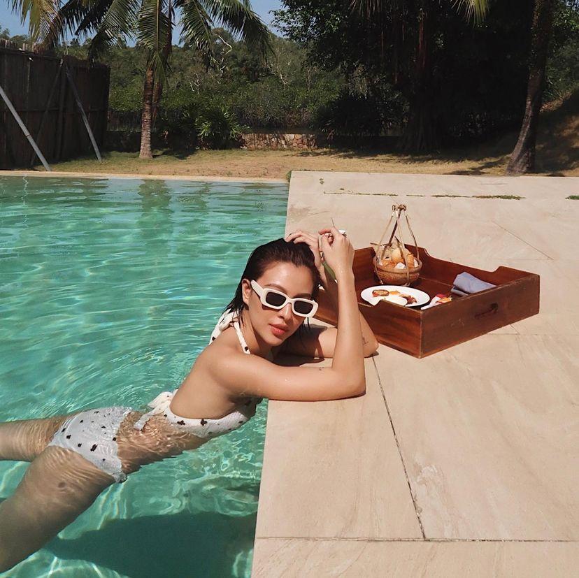 Học Tú Hảo cách chọn bikini dành cho những cô nàng ngực lép-8