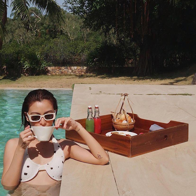 Học Tú Hảo cách chọn bikini dành cho những cô nàng ngực lép-9