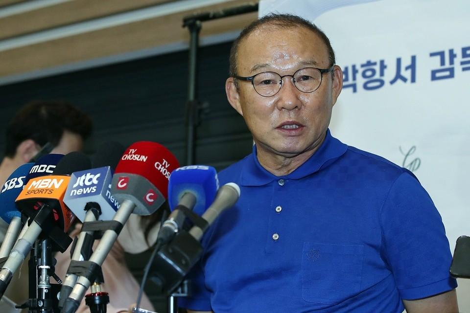 HLV Park Hang-seo chia sẻ trên truyền thông Hàn Quốc: Tôi suýt bị một băng nhóm bắt cóc-1